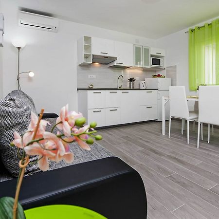 Apartment And Studio Tereza Rovinj Eksteriør billede